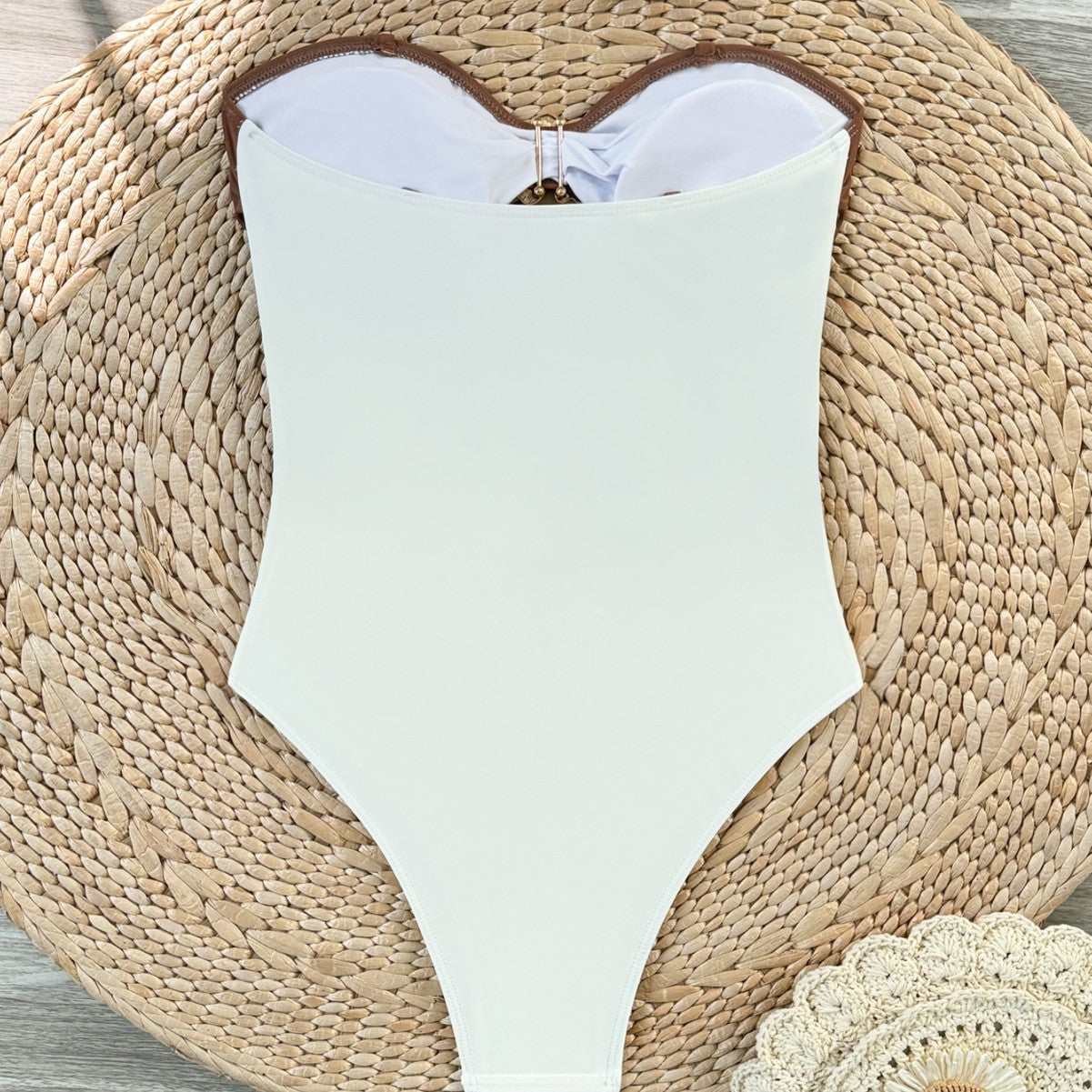 ROVIKNA 2025 new one-piece bikini hollow swimsuit female sexy back printing tube top metal decoration